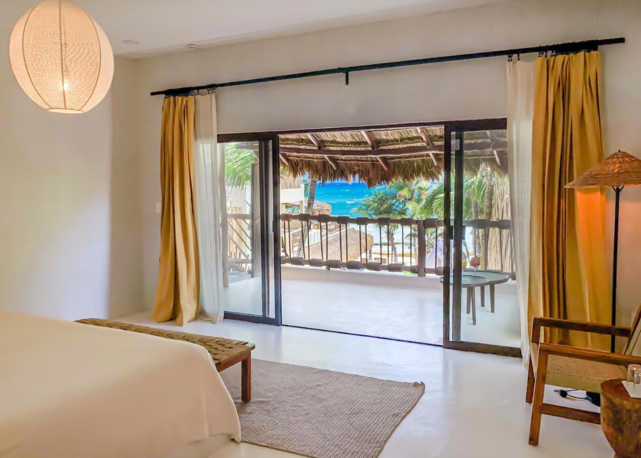 Deluxe Partial Sea View