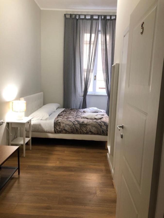 Double Room Private Bathroom