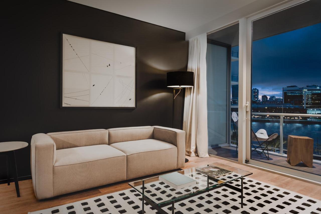 Deluxe King Suite View