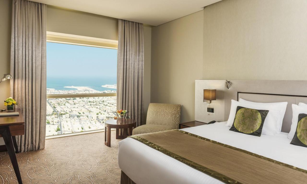 Sky Superior Room King Bed