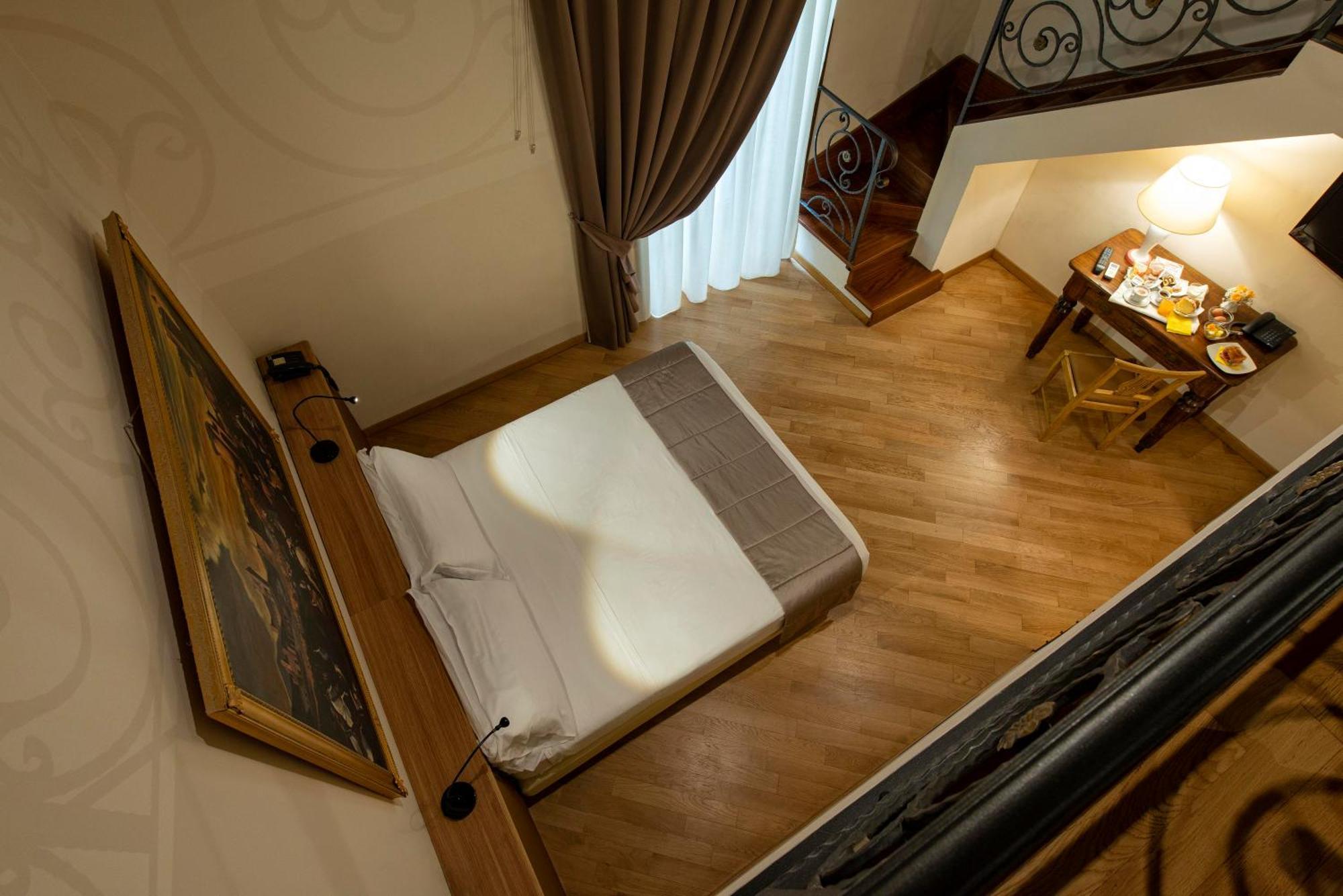 Junior Suite Split Level