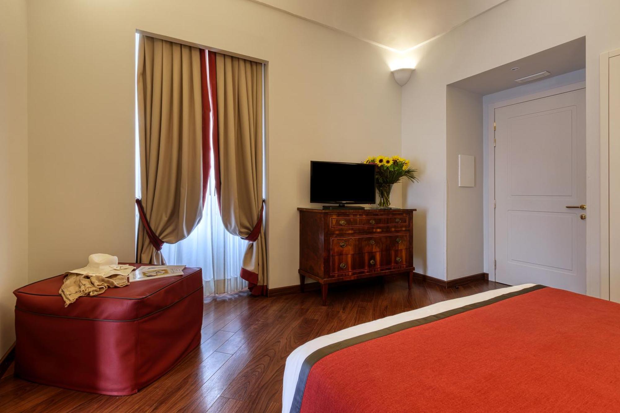 Superior Triple Room