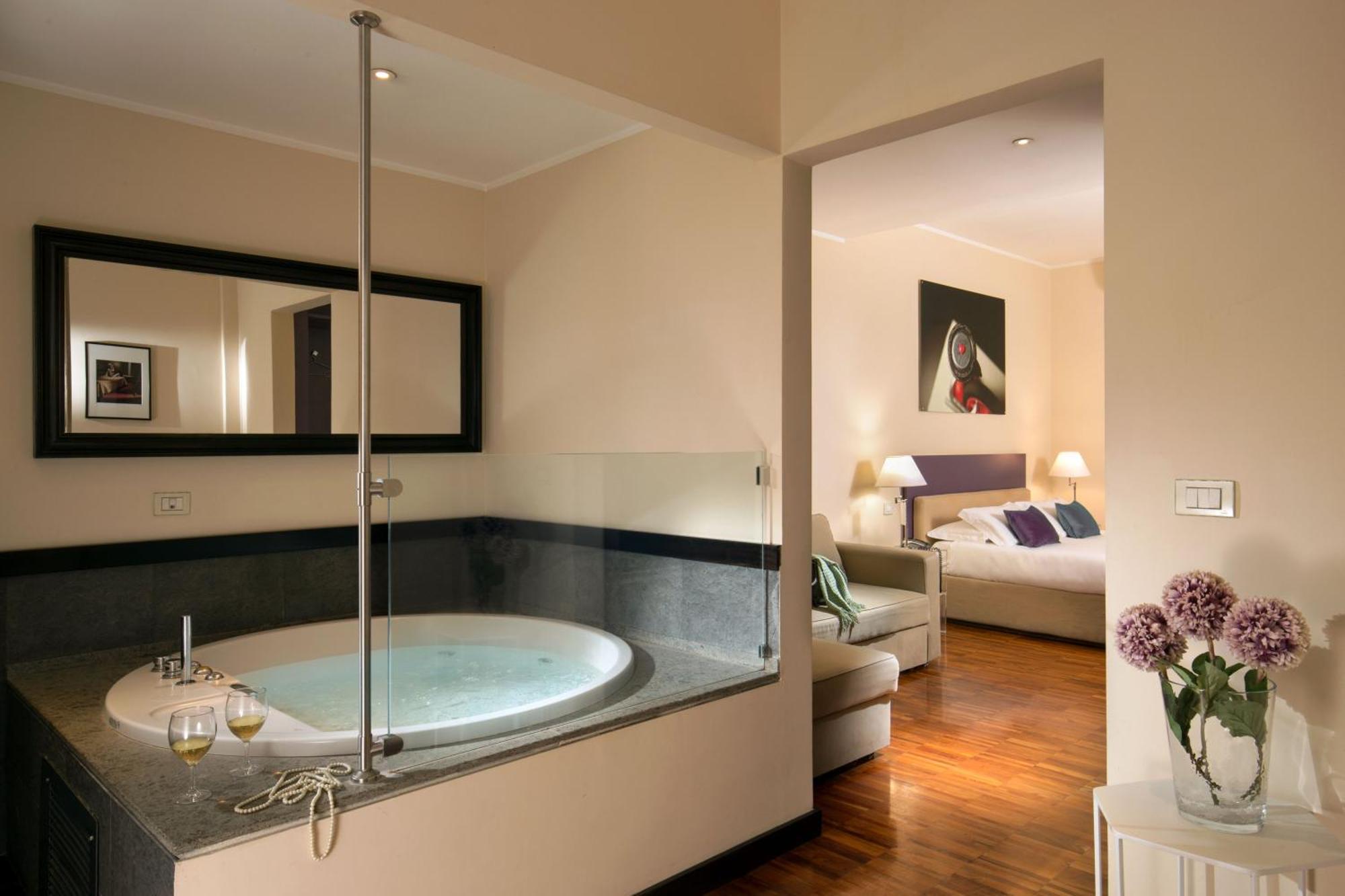 Suite Spa Bath