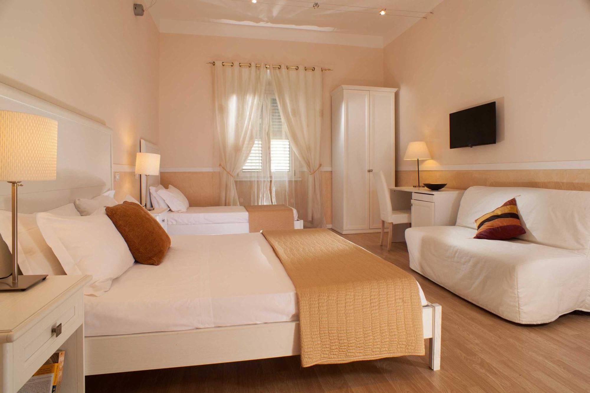 Superior Triple Room