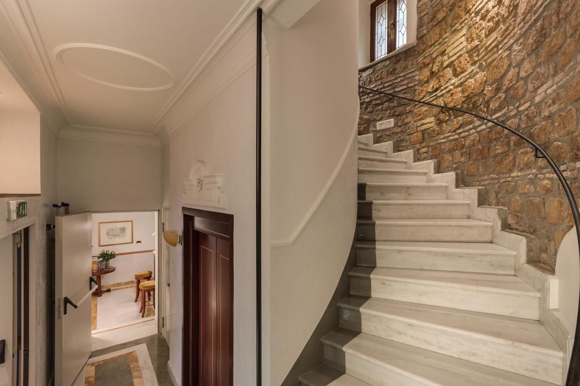 Double or Twin Room Balcony