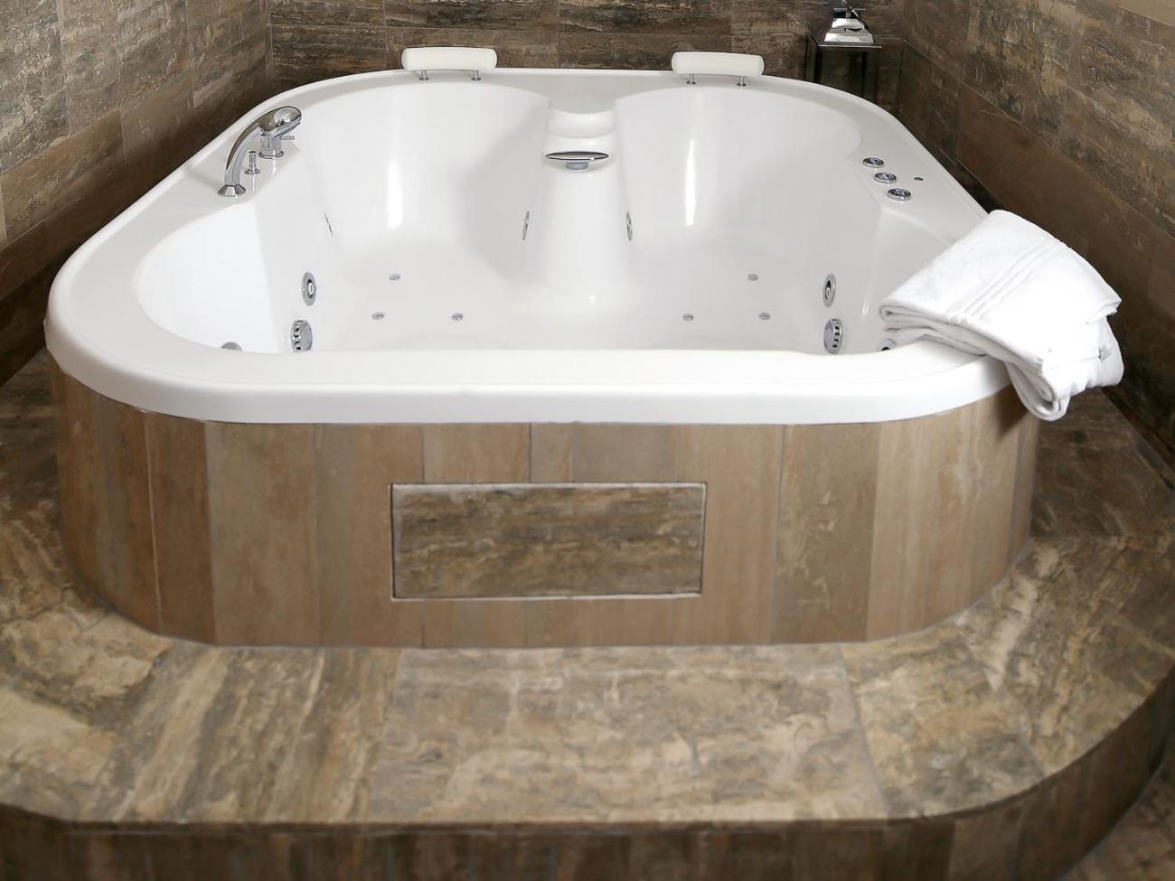 Suite Spa Bath