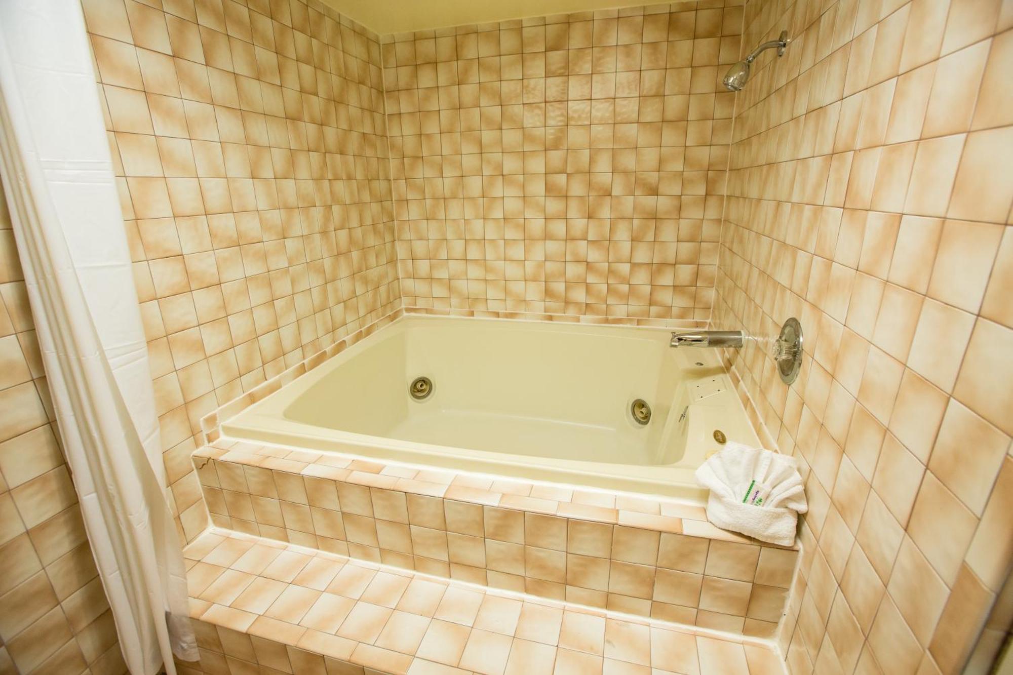 King Room Spa Bath Non-Smoking