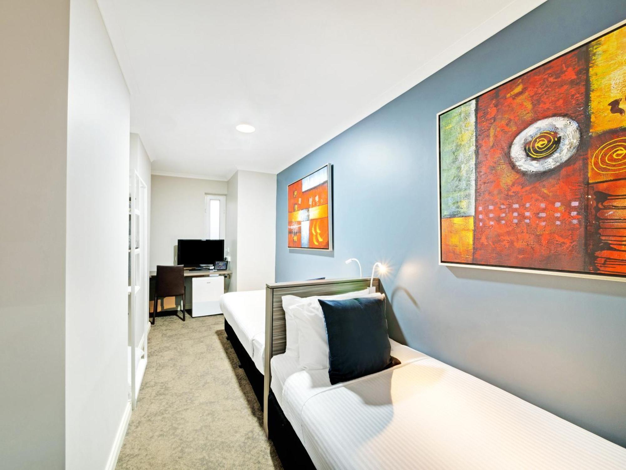 Small Twin Room - No Window