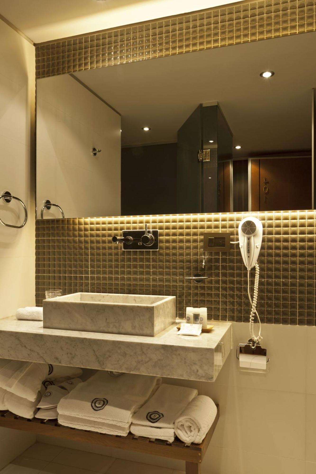 Superior Double or Twin Room City View