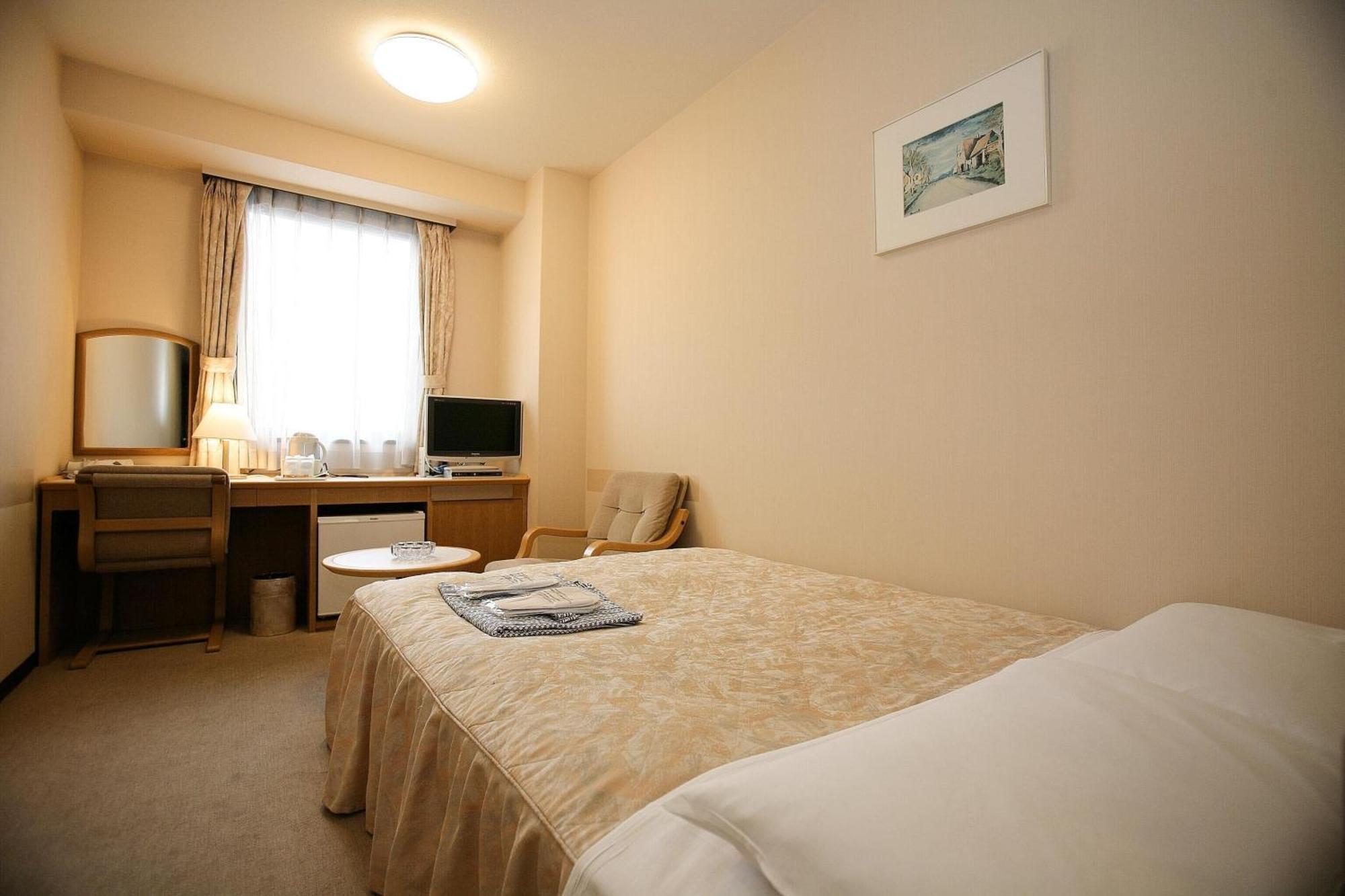 Double Room Small Double Bed Non-Smoking