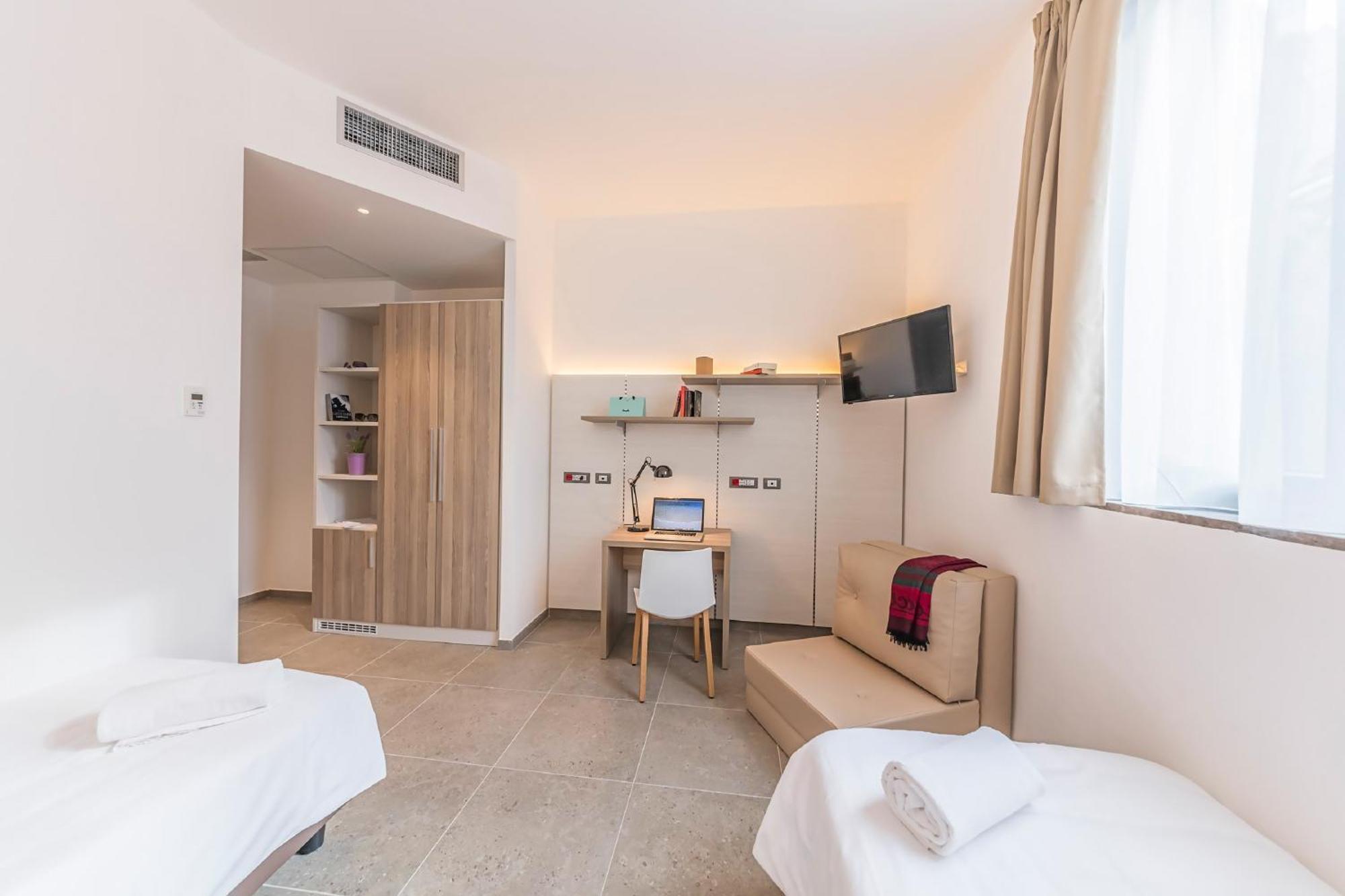Deluxe Double or Twin Room Balcony