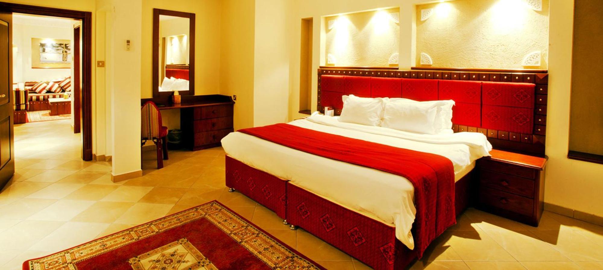 Deluxe Family Suite