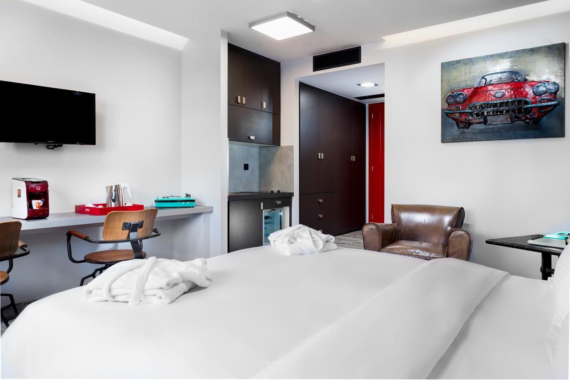 Deluxe Double Room City View