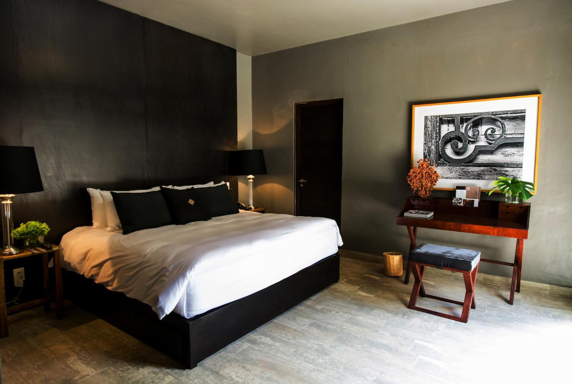 Premium Suite