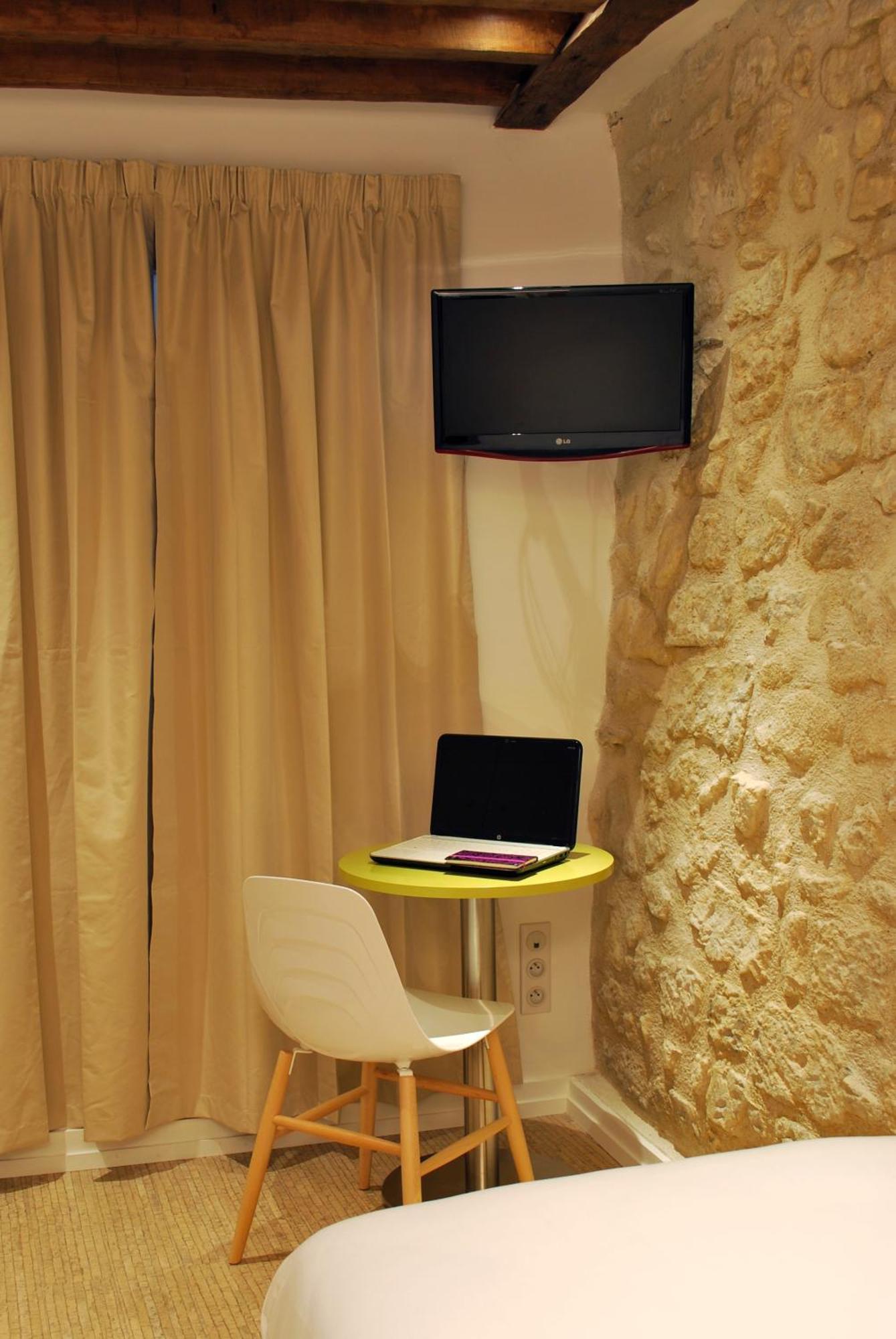 Superior Single Room with Terrace