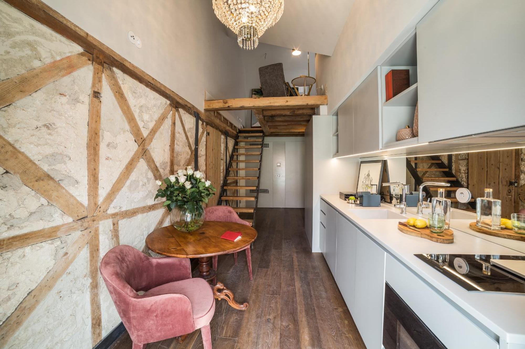 Superior Loft