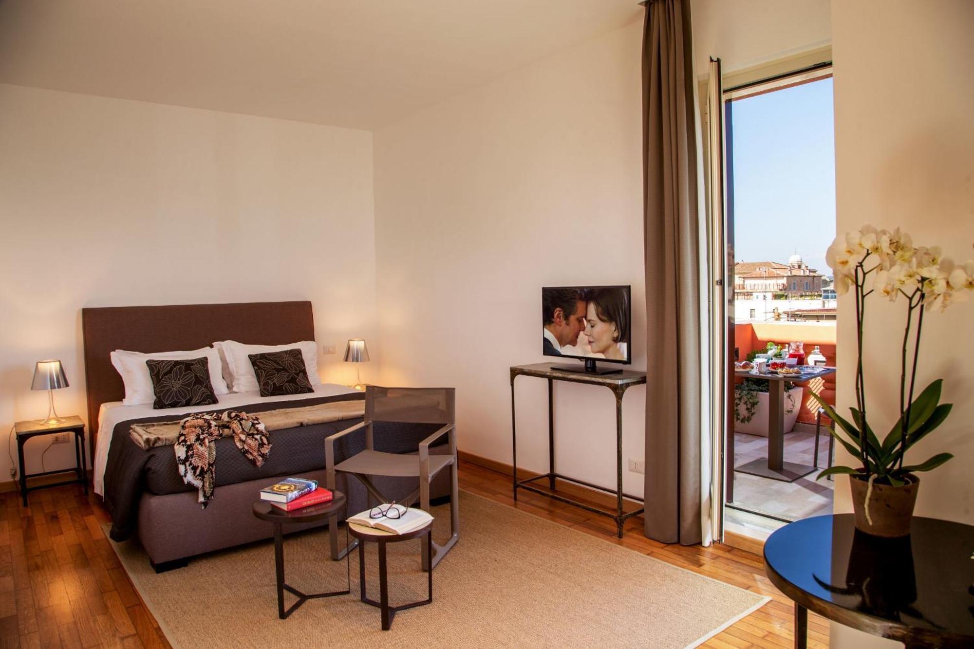 Suite Balcony