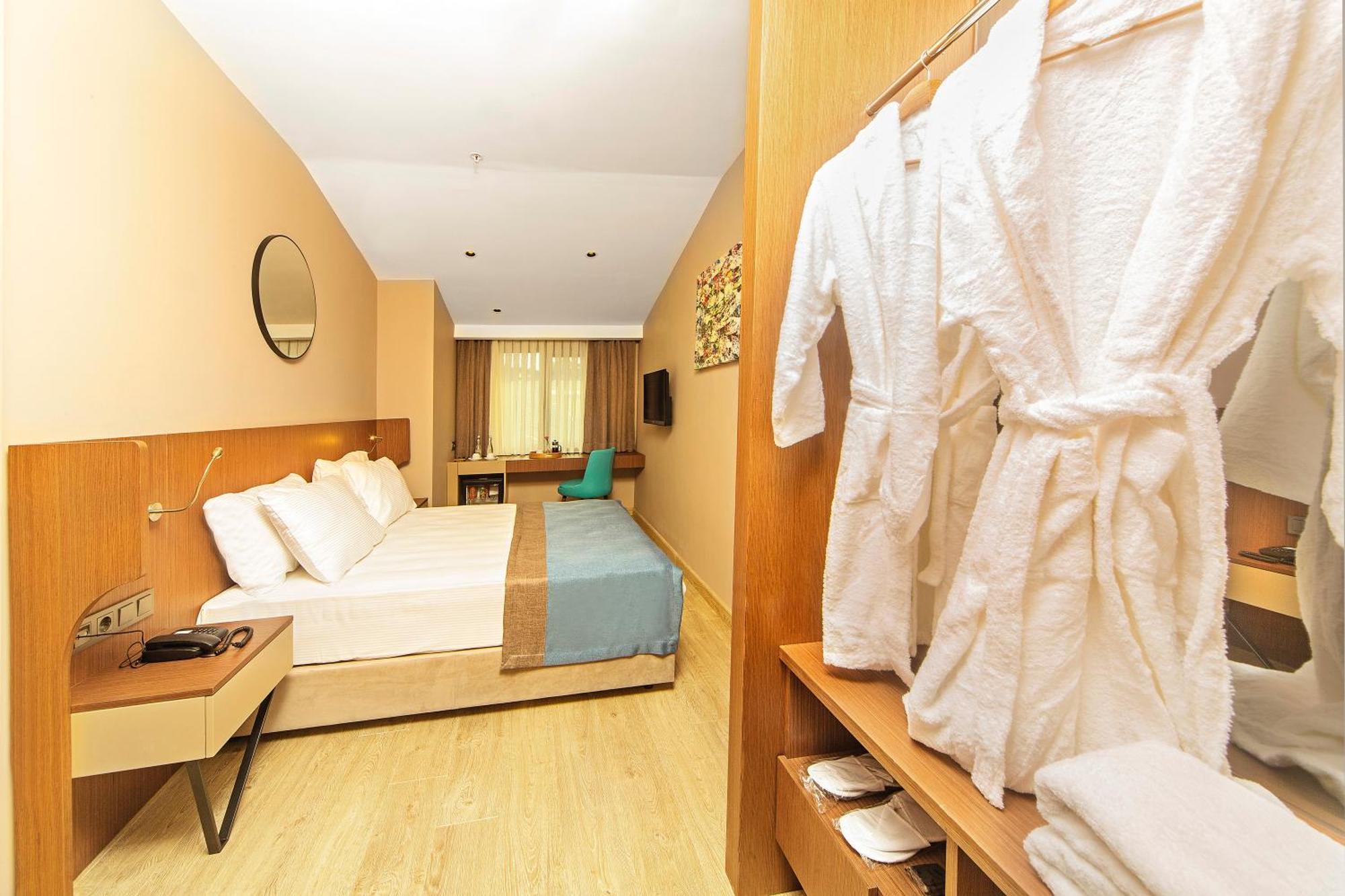 Economy Double Room