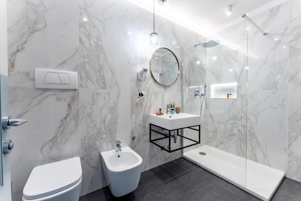 King Room Spa Bath