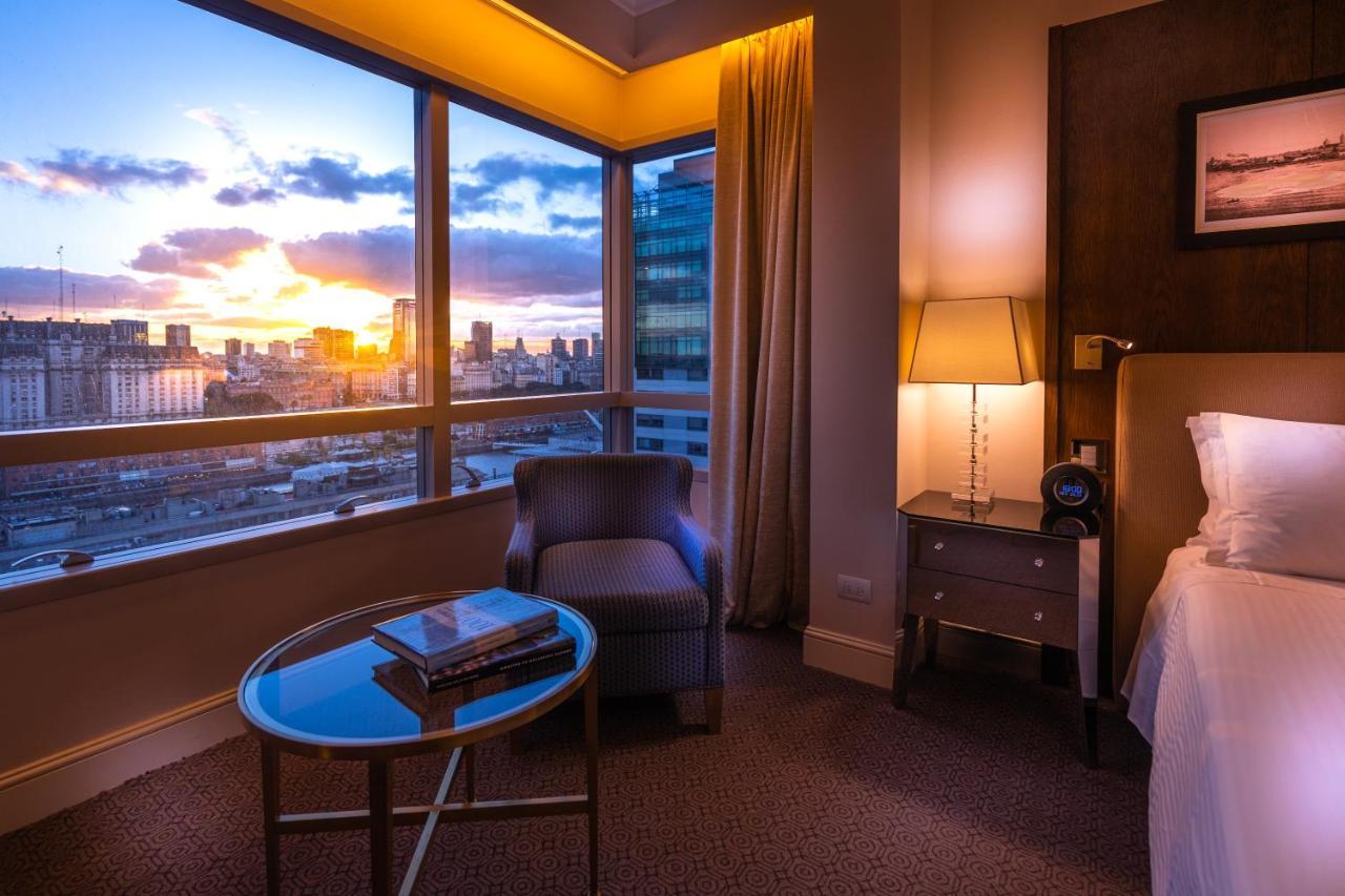 Deluxe Double or Twin Room City View