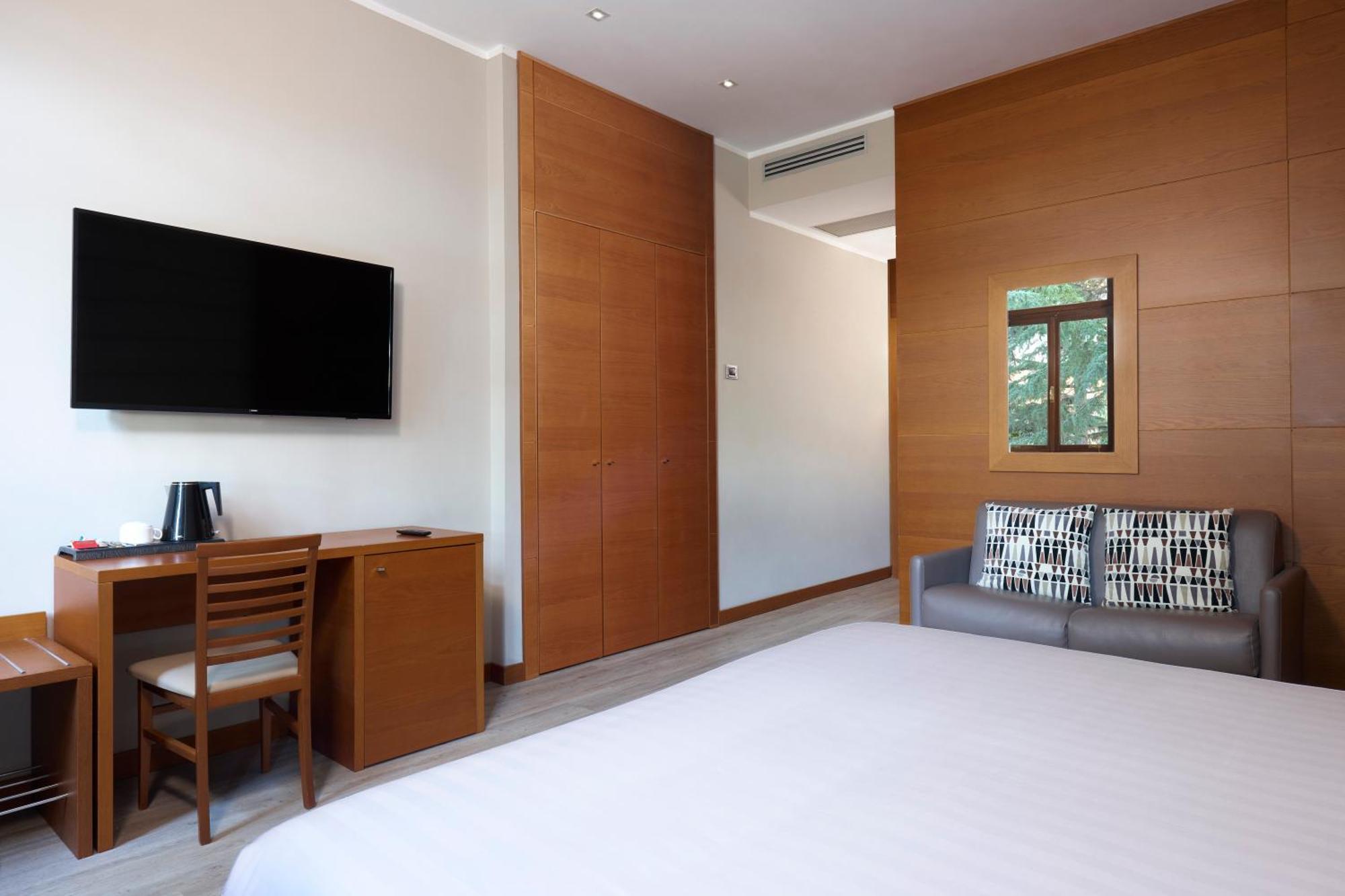 Deluxe Executive Double or Twin Room