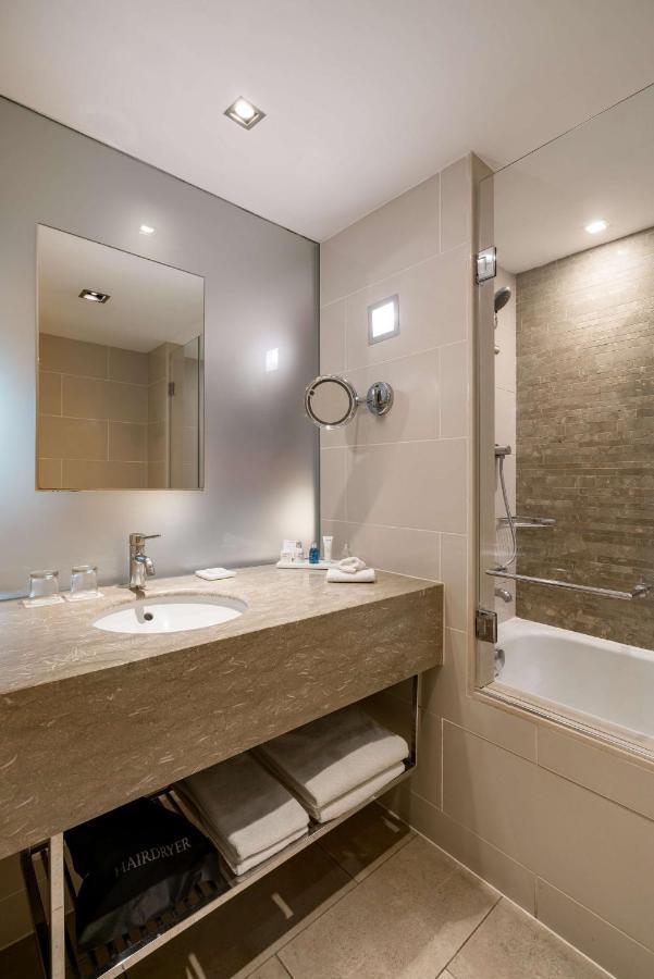 Premium Twin Room with Partial Sea View