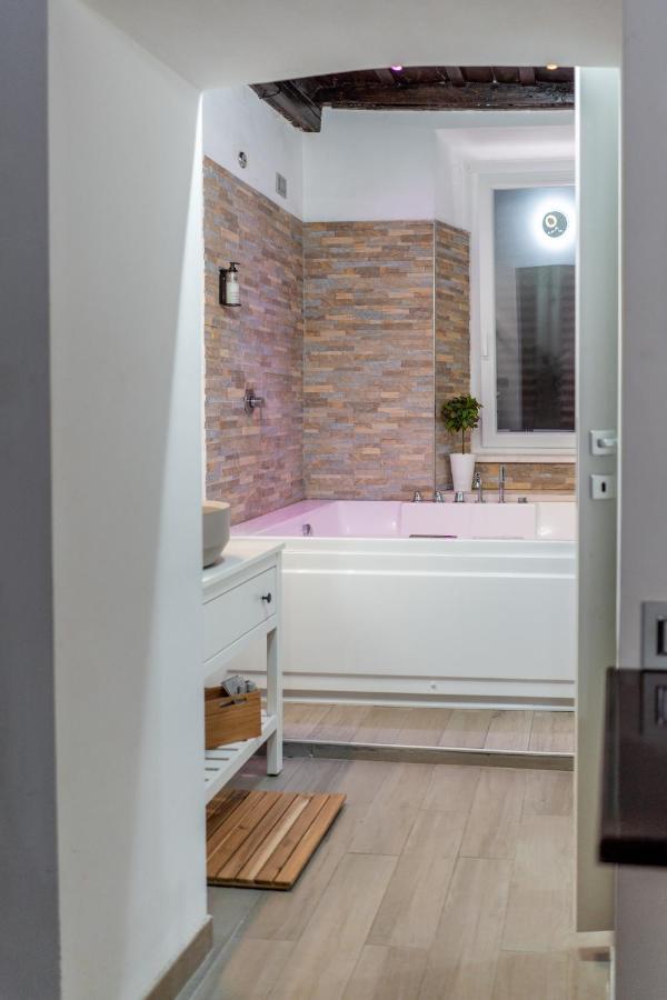 Double Room Spa Bath