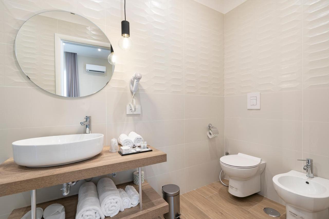 Deluxe Double or Twin Room Balcony