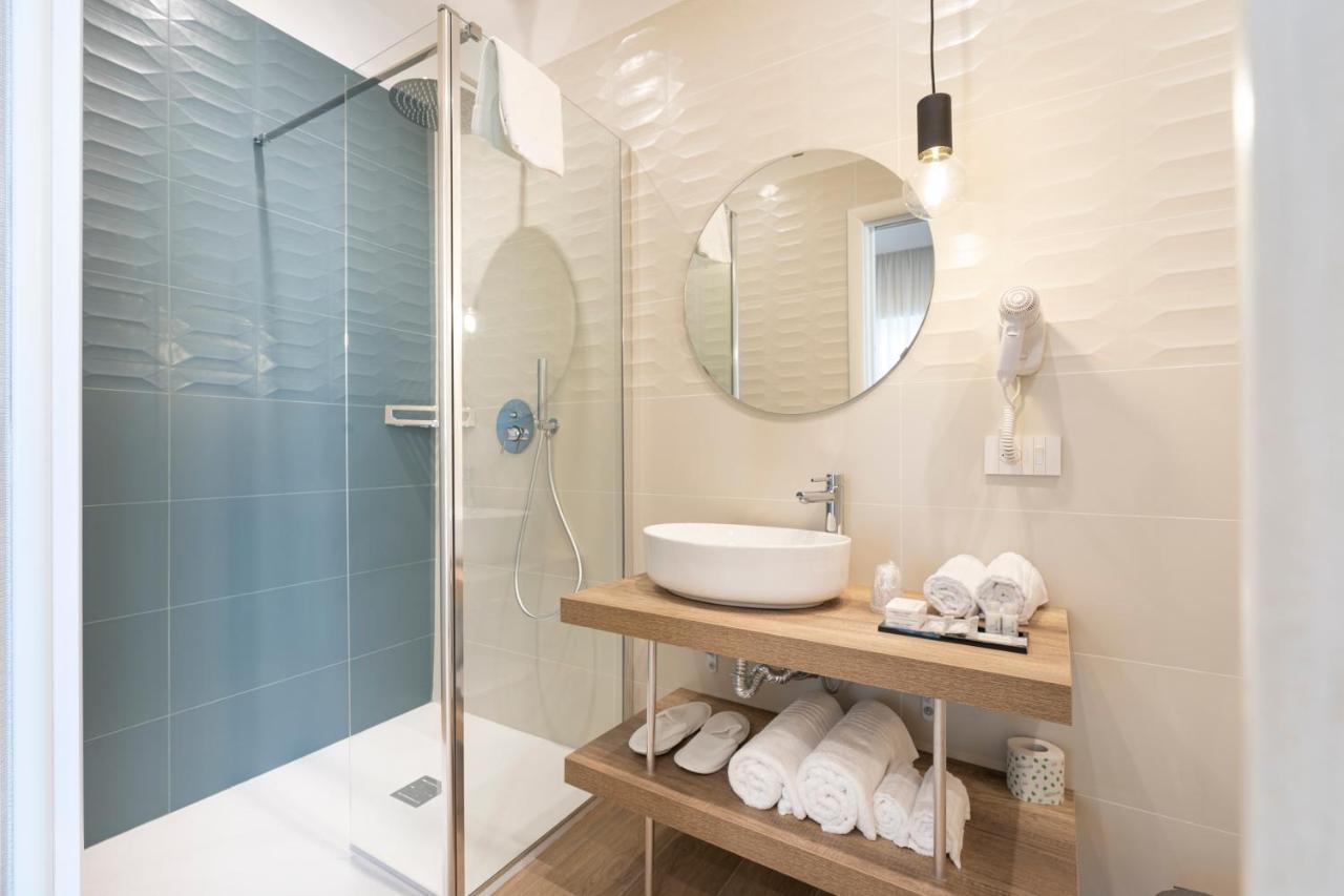 Deluxe Double or Twin Room Balcony