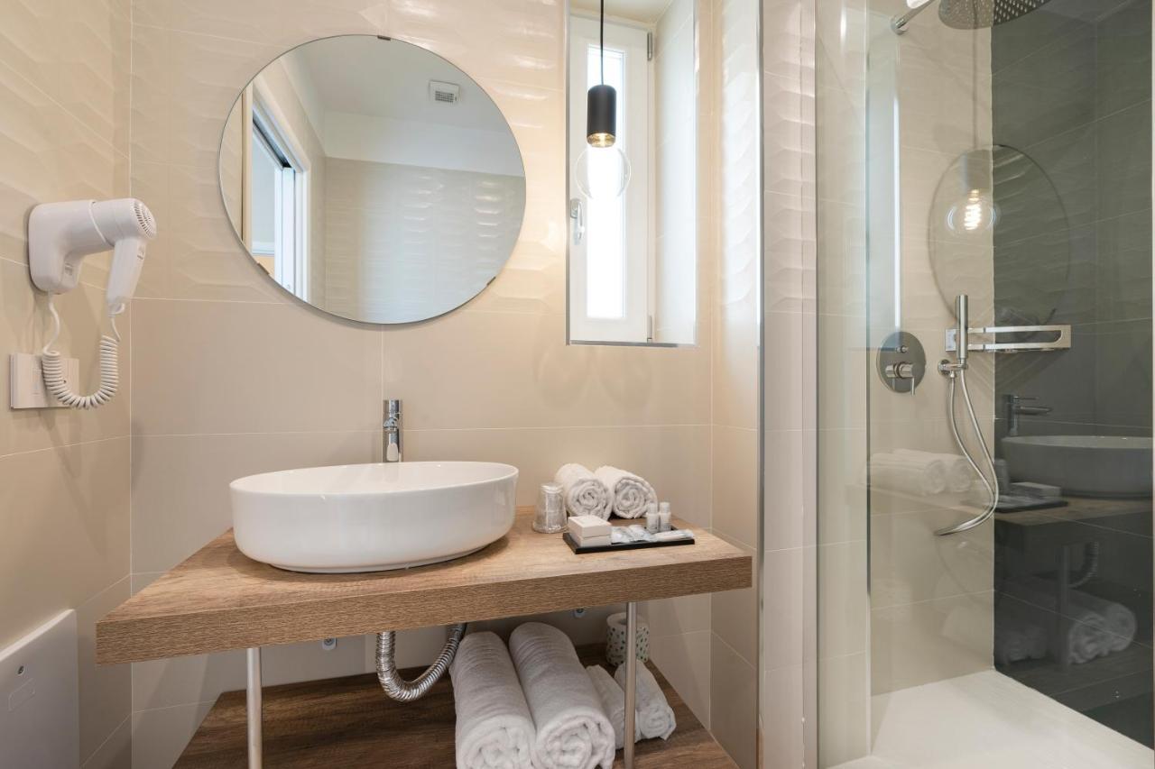 Deluxe Double or Twin Room Balcony