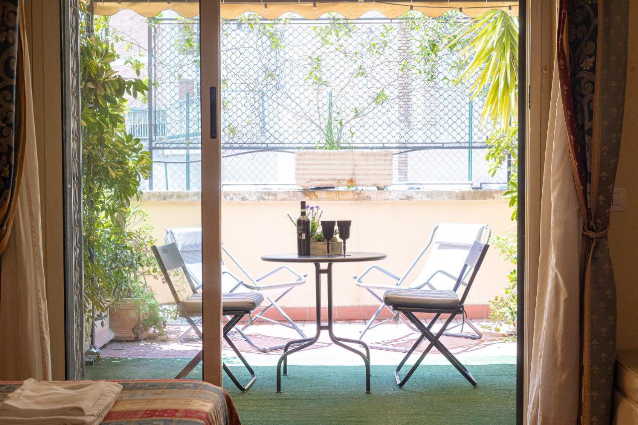 Superior Studio Terrace