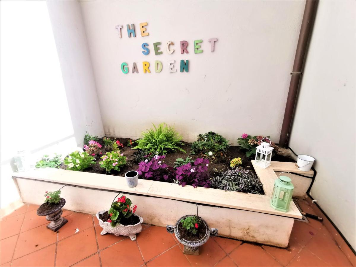 Apartment Garden View Via Capo d'Africa 14