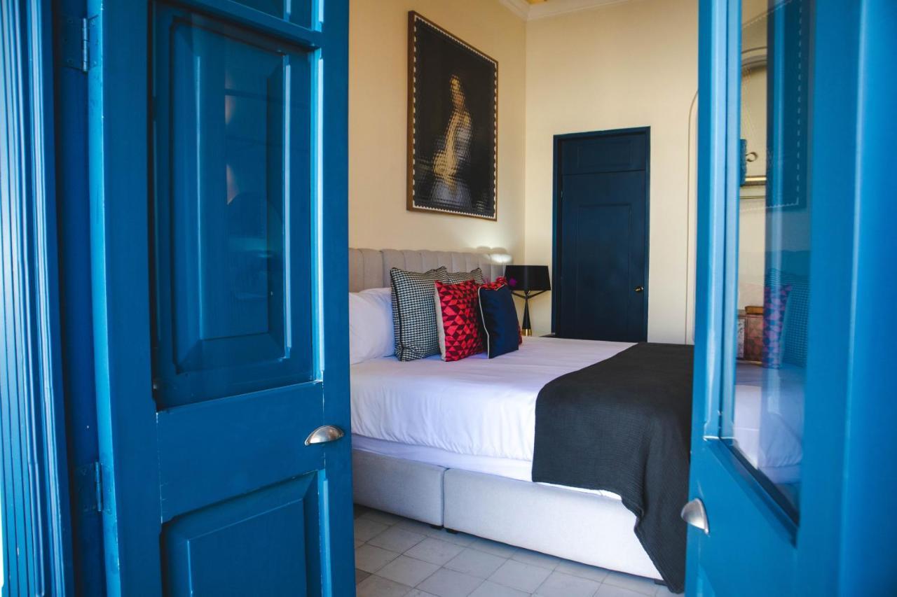 Deluxe King Suite