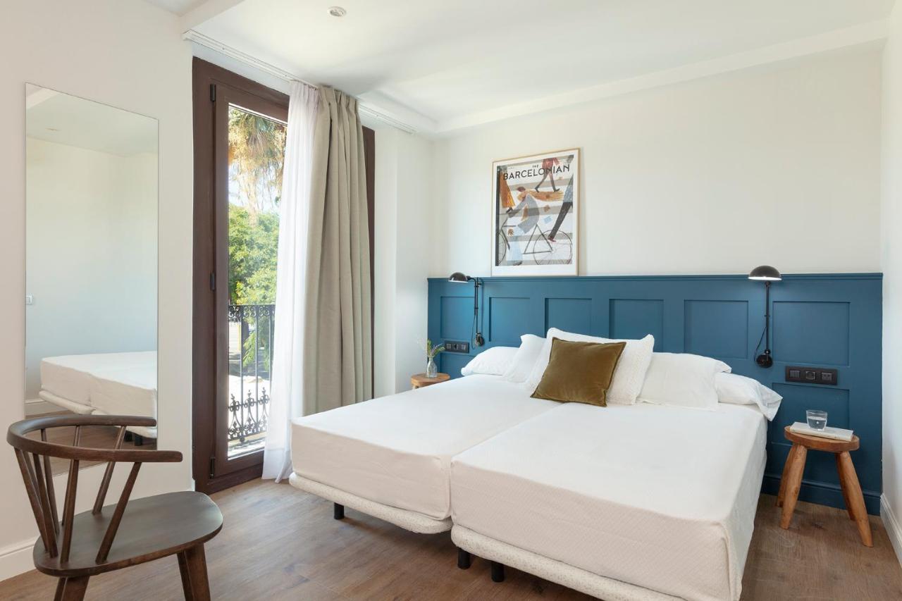 Superior Twin Room with Port View