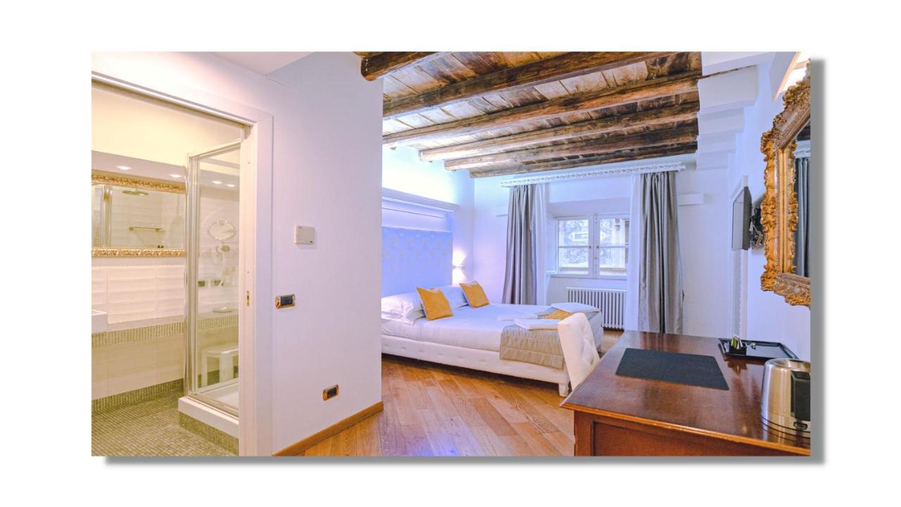 Luxury Triple Room