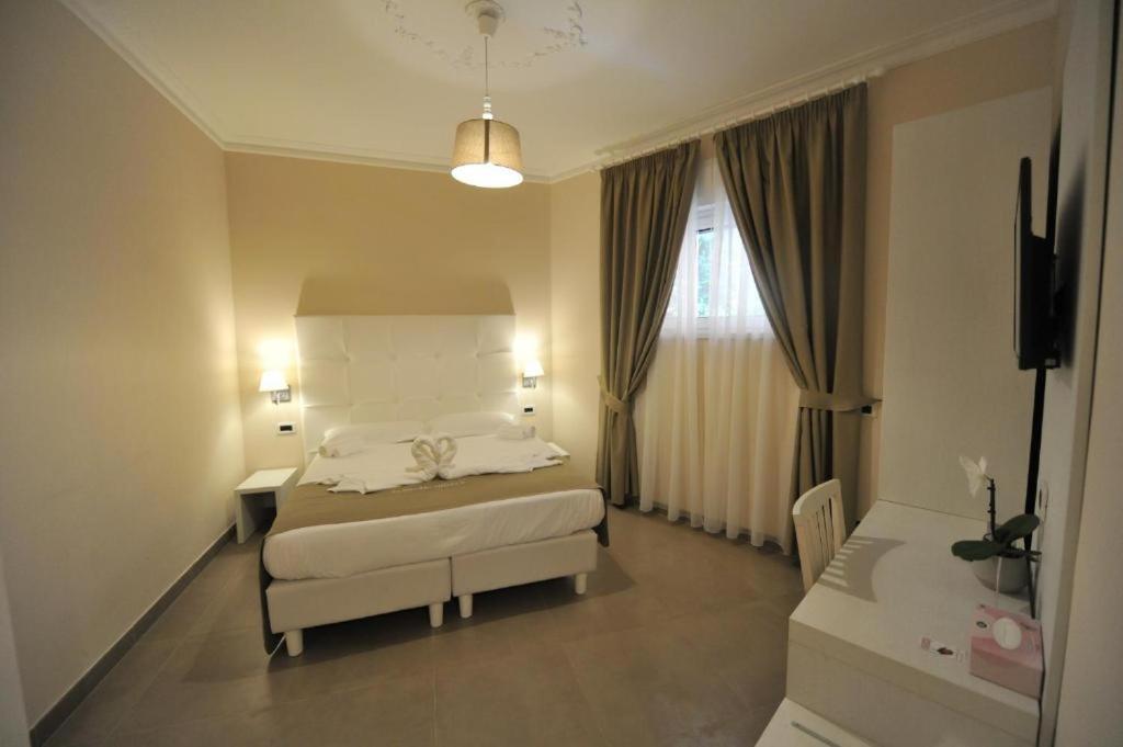 Economy Double or Twin Room