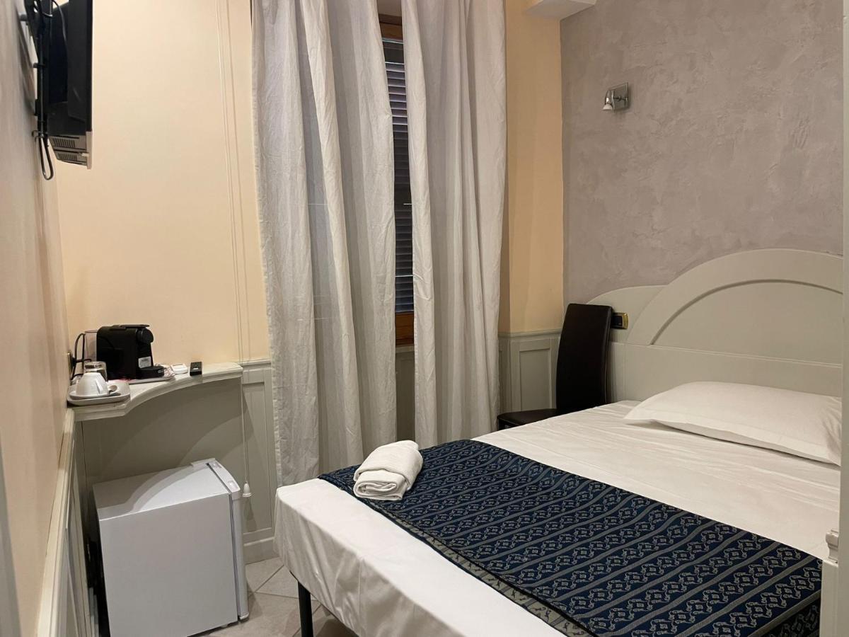 Budget Single Room