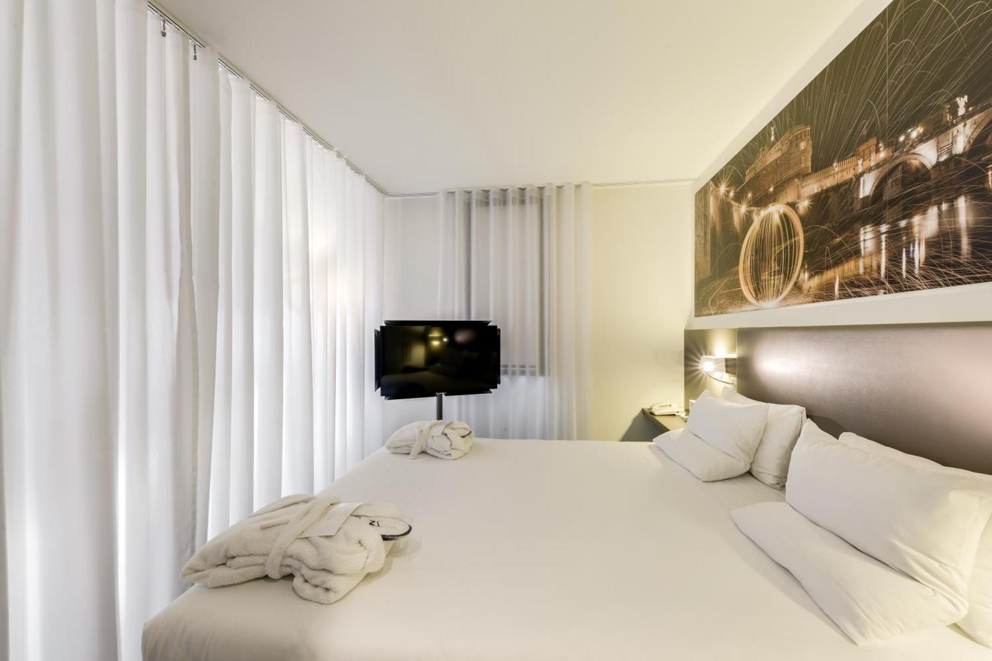 Executive Suite One Double Bed One Sofa Bed