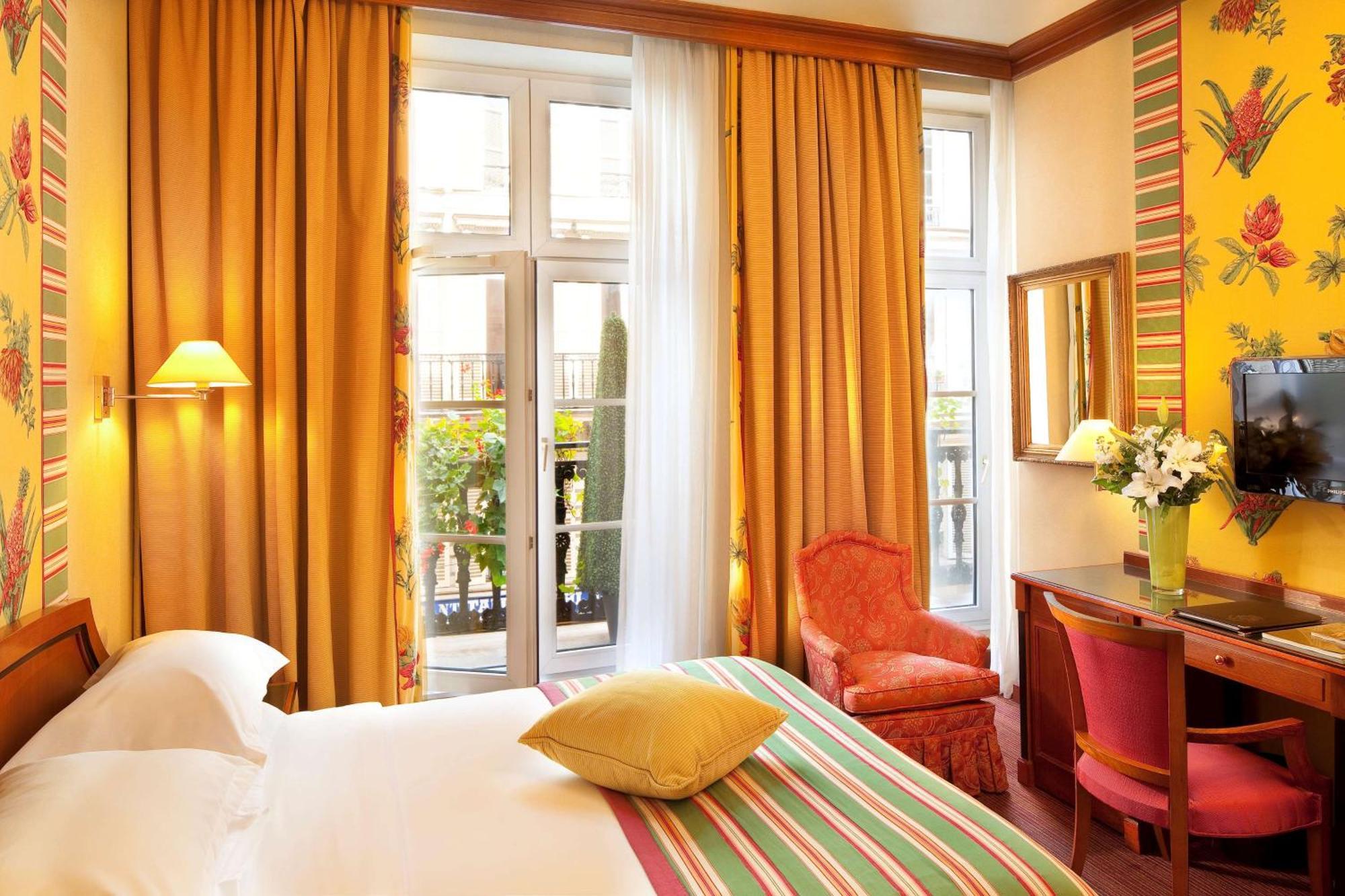 Classic Queen Room