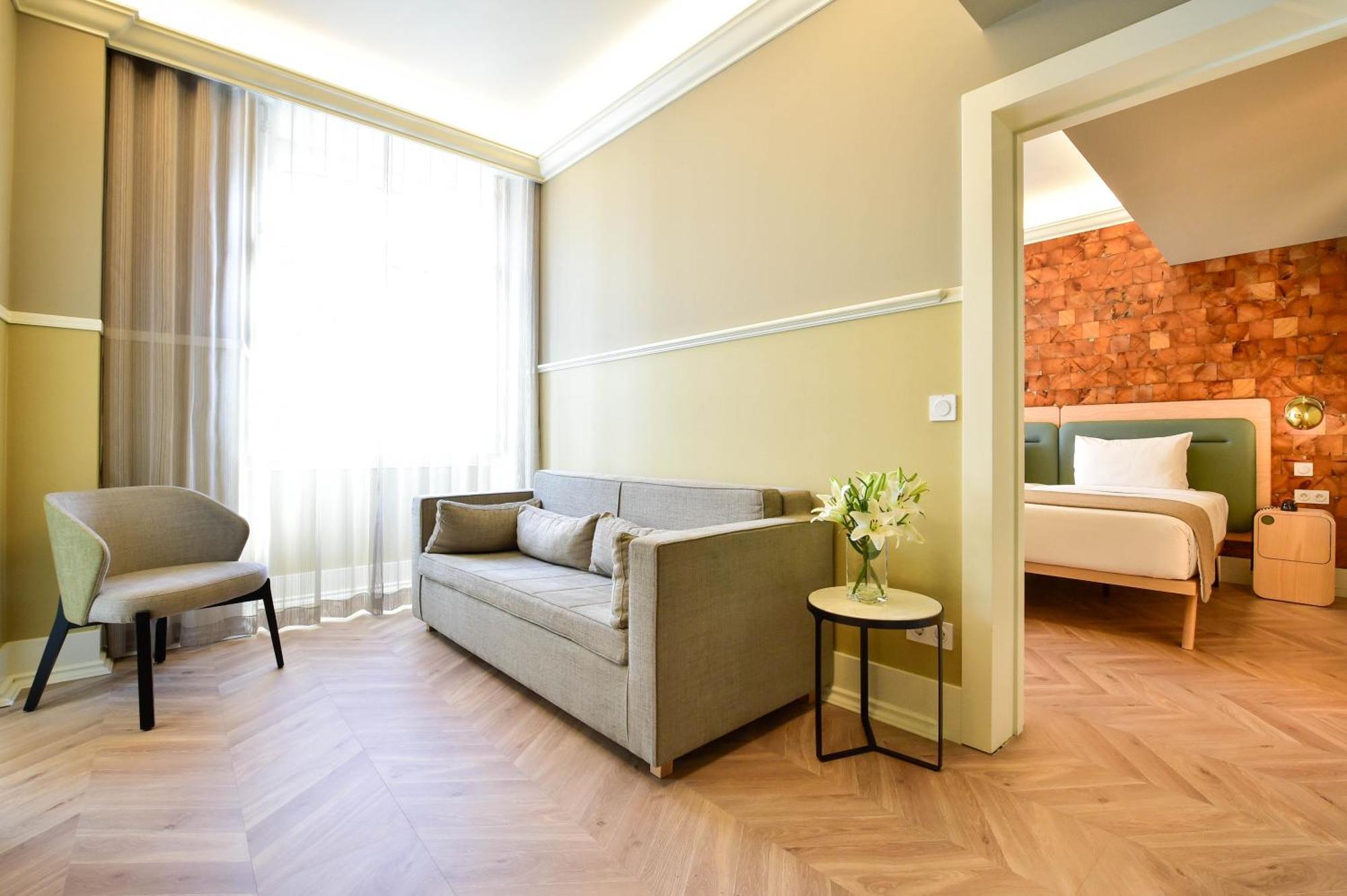 Suite Room,1274442601:JPEG