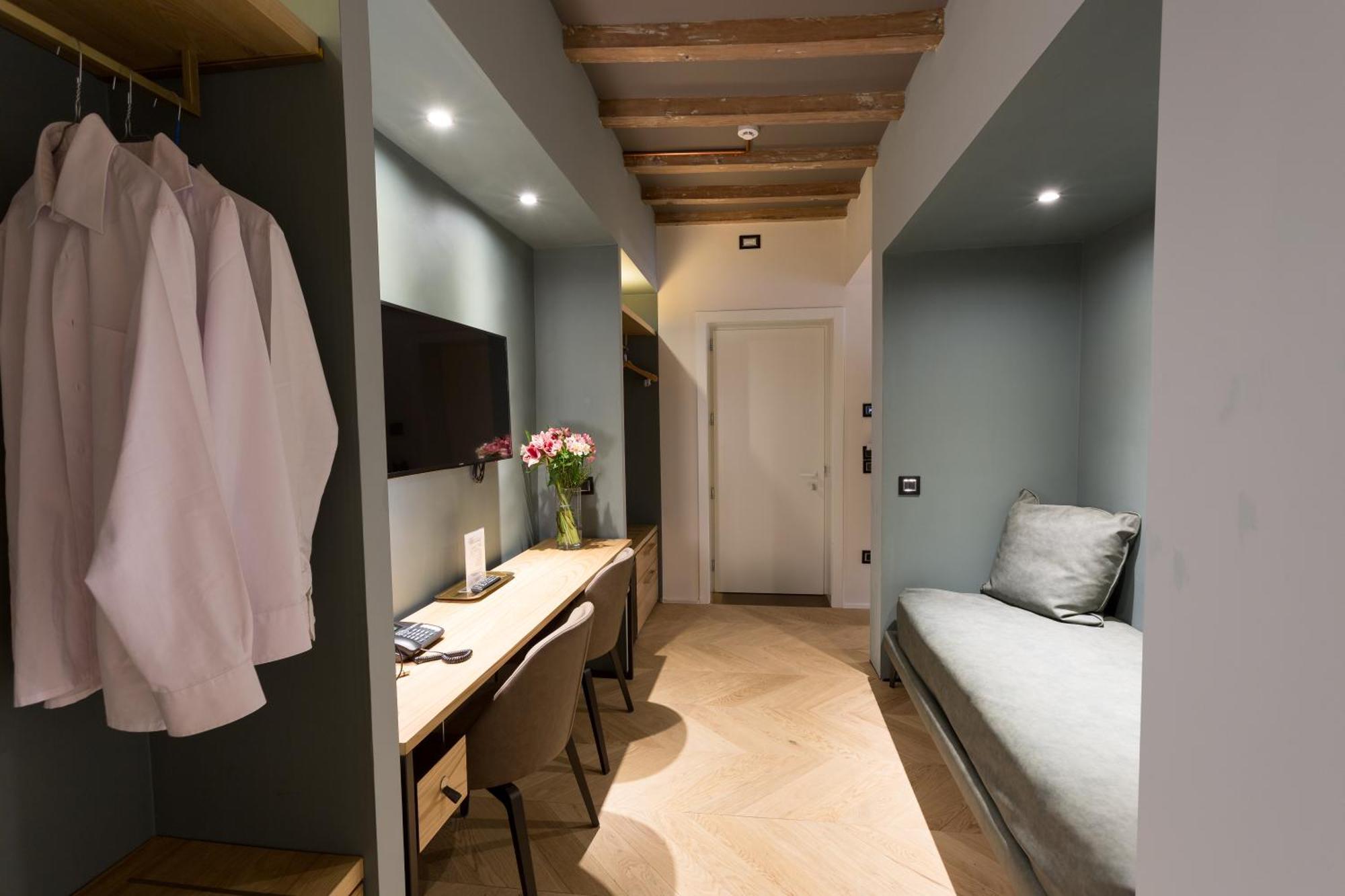 Premium Triple Room