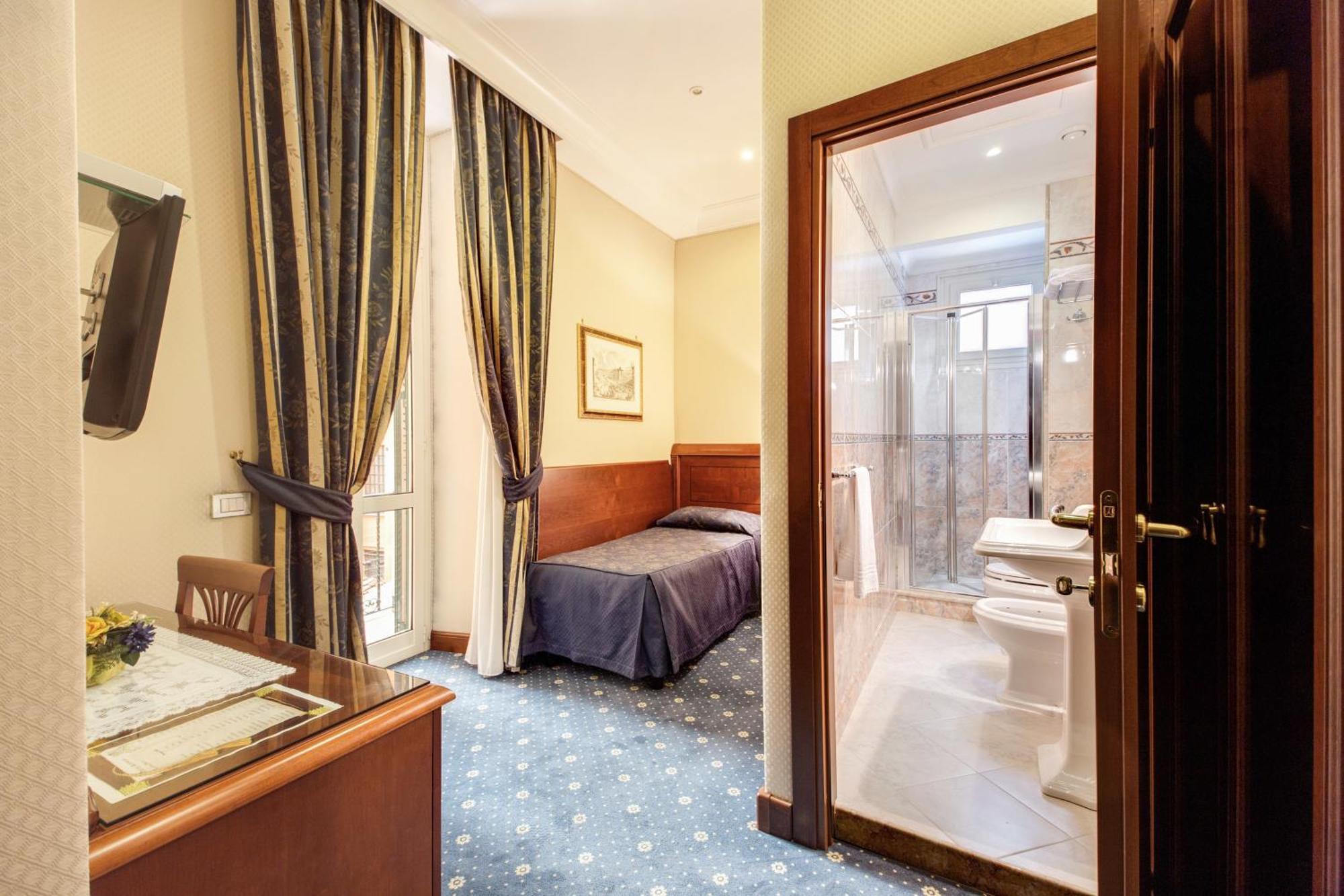 Single Room Balcony