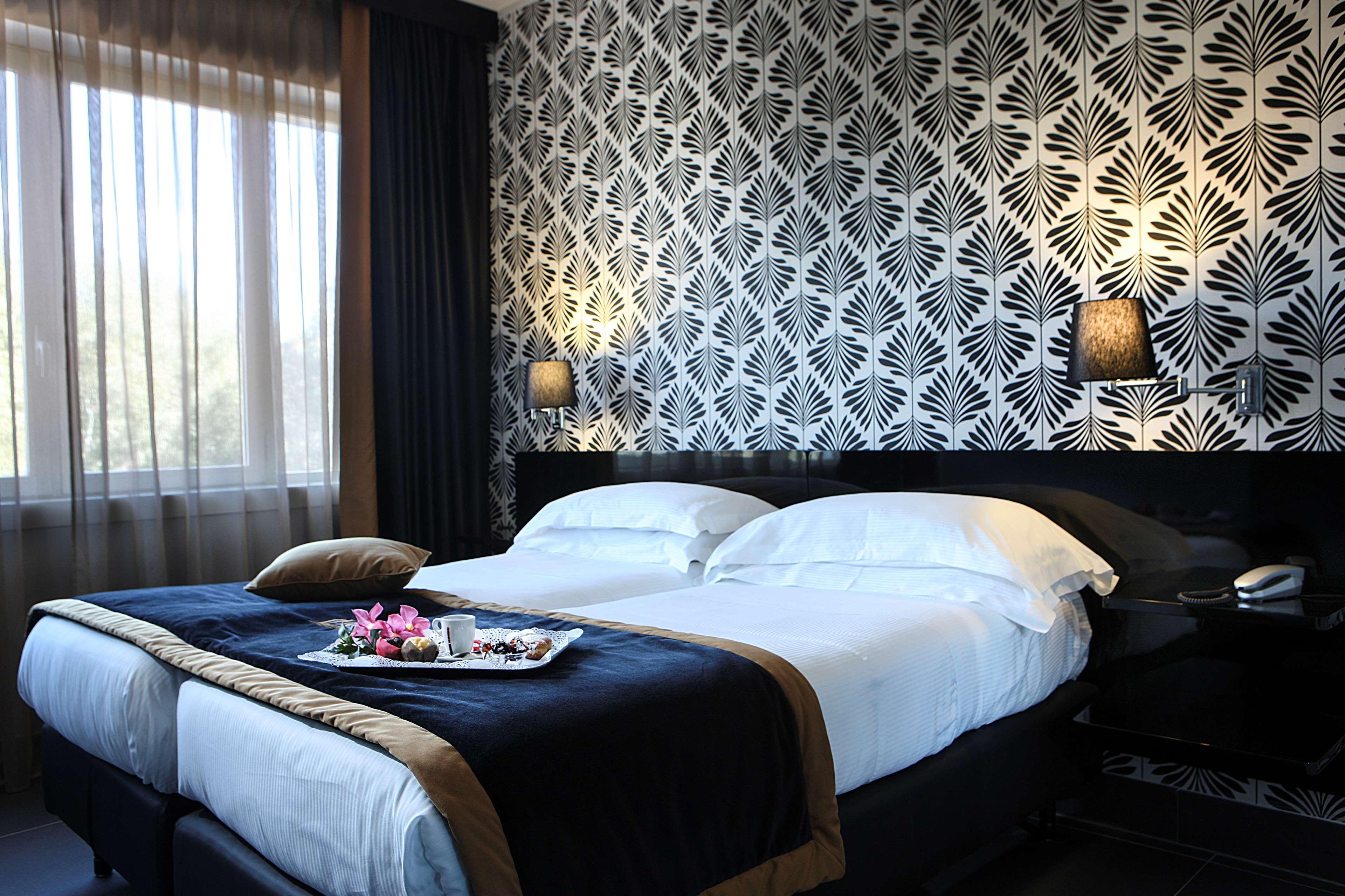 Comfort Queen Room