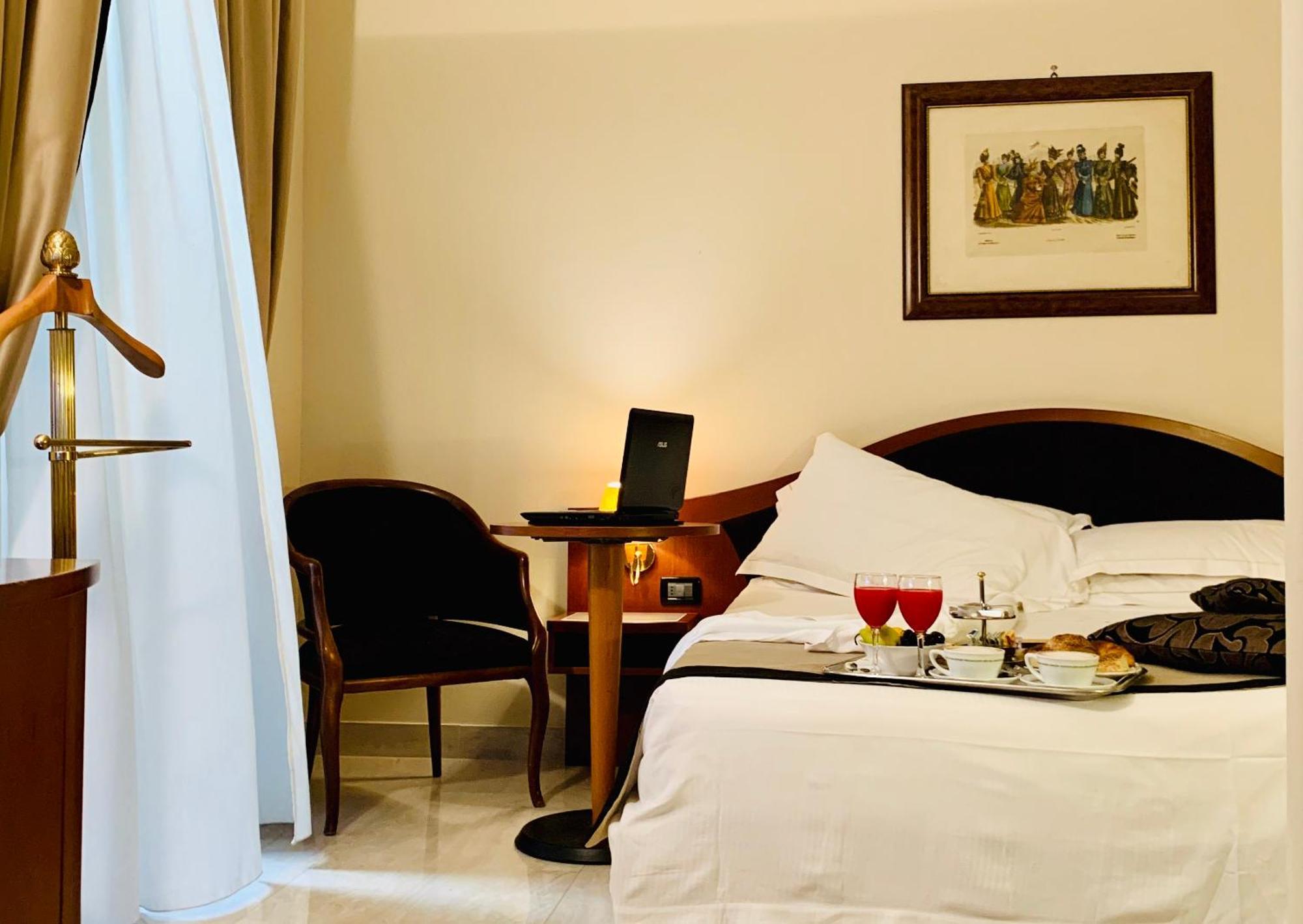 Executive Triple Room