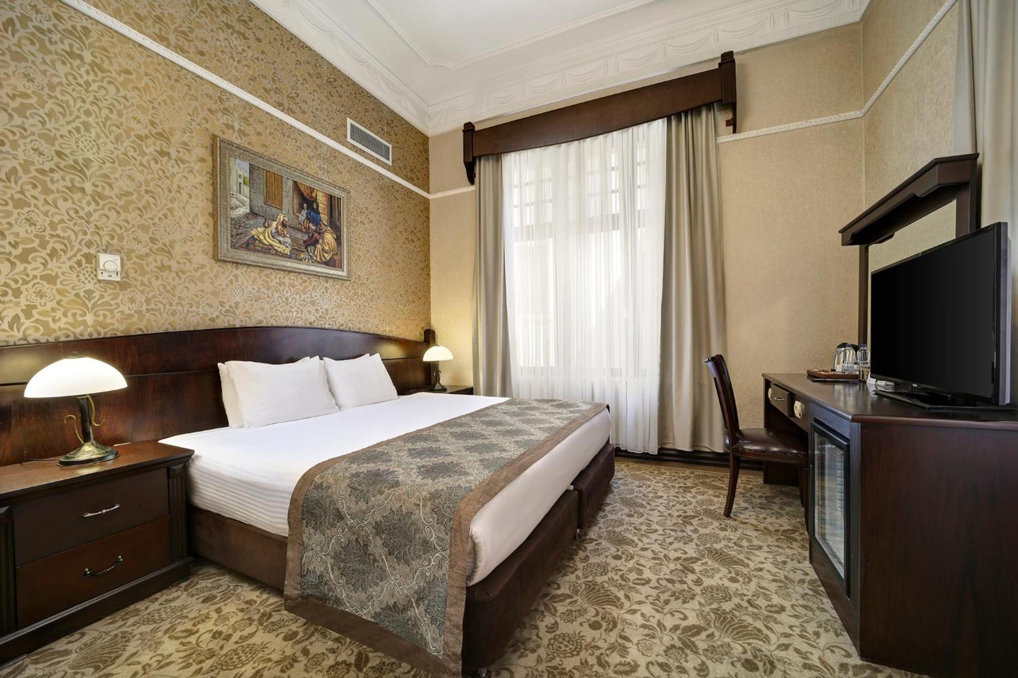 Family Suite Two Bedroom with Jacuzzi
