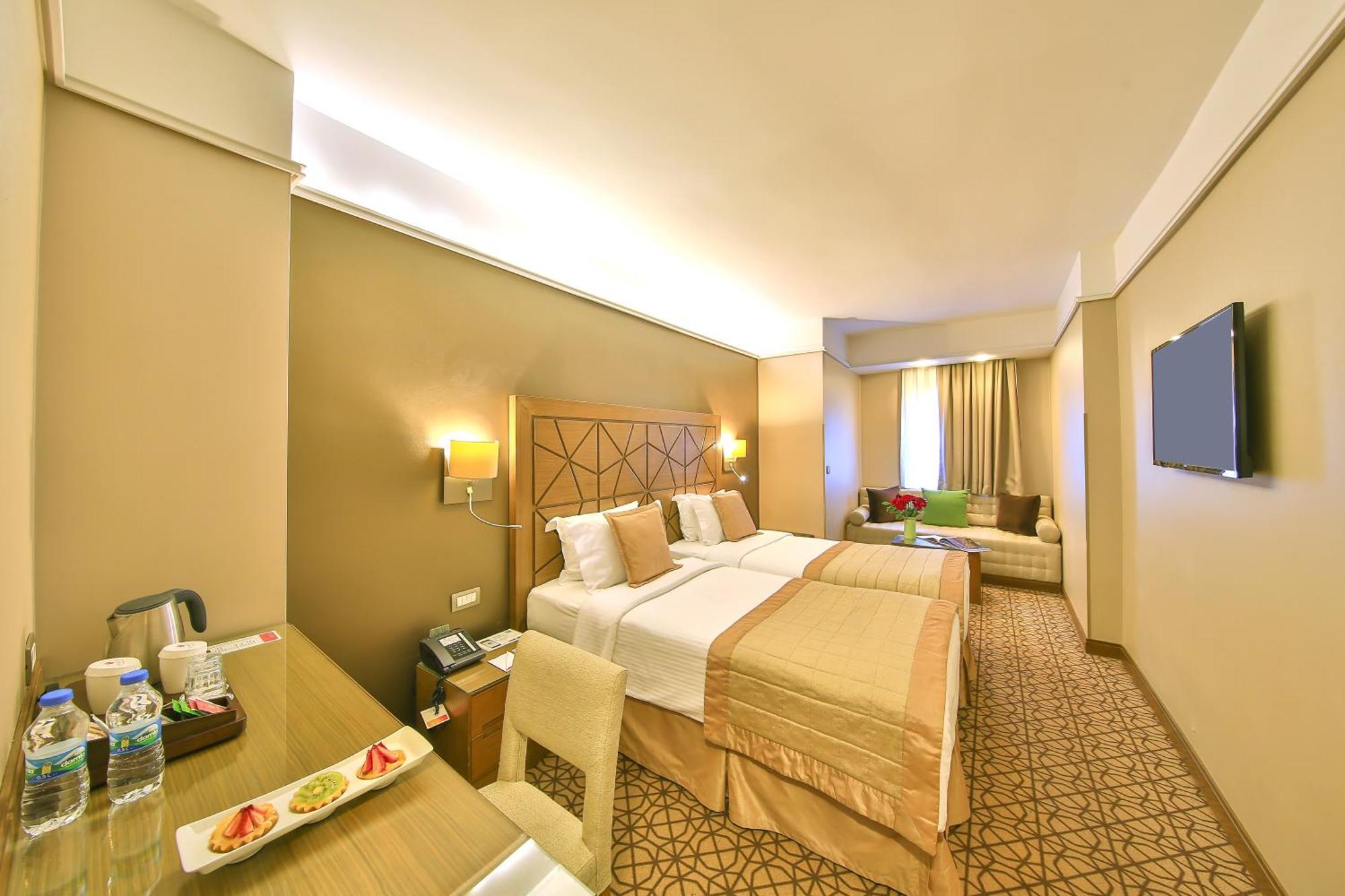 Superior Twin Room with Sofa Bed