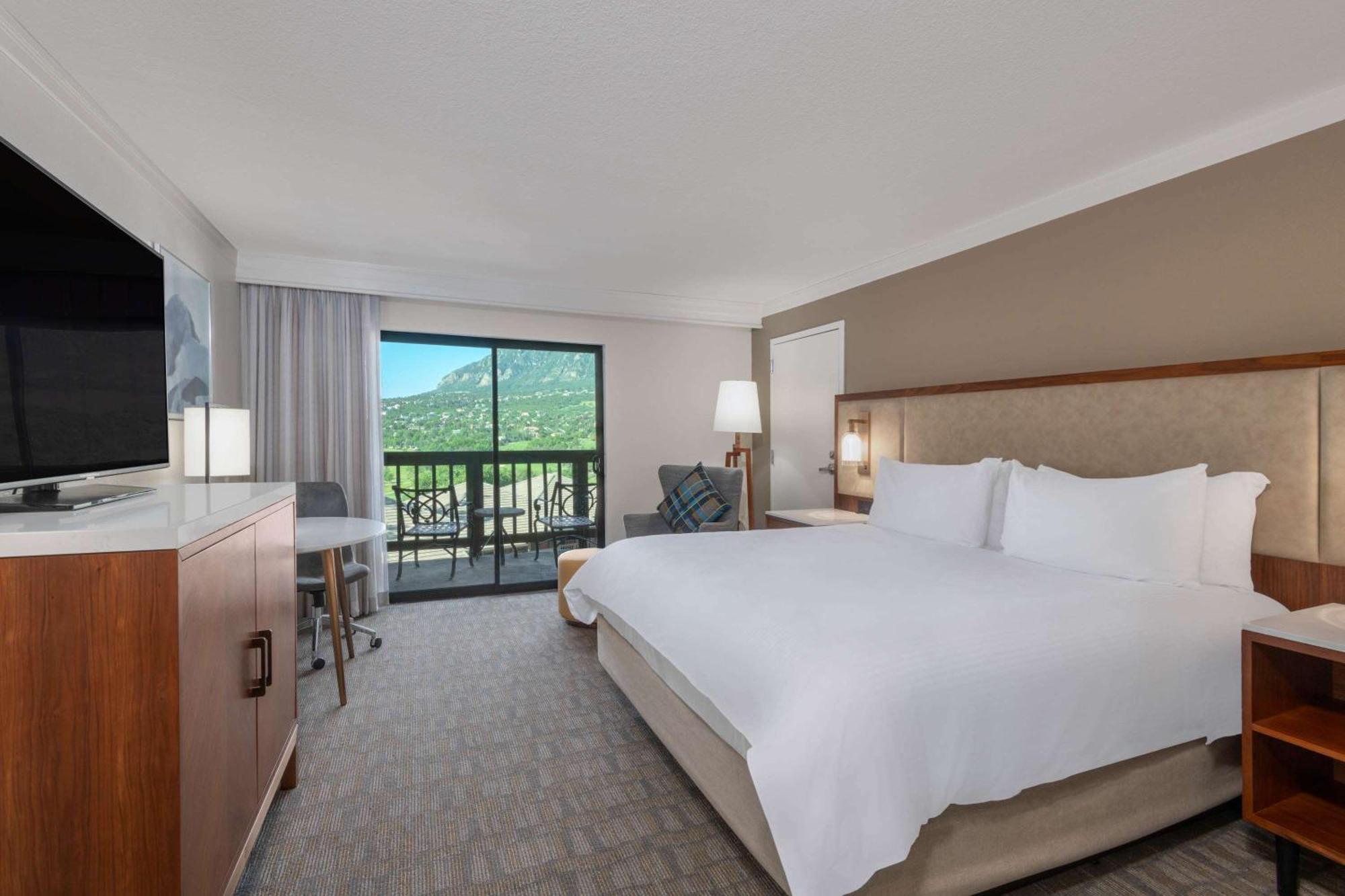King Room Mountain View