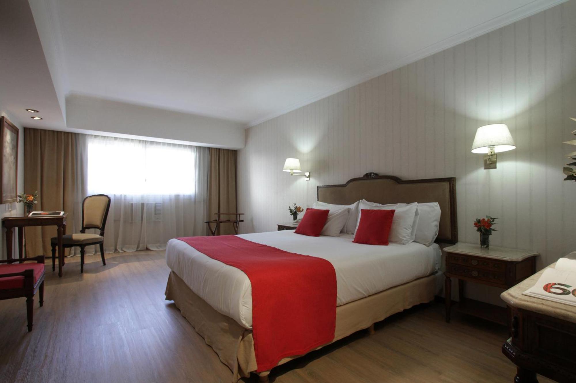 Room One Queen Bed One Single Bed Non-Smoking