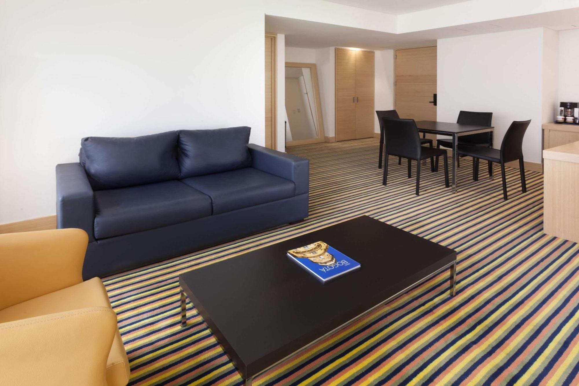 Queen Suite