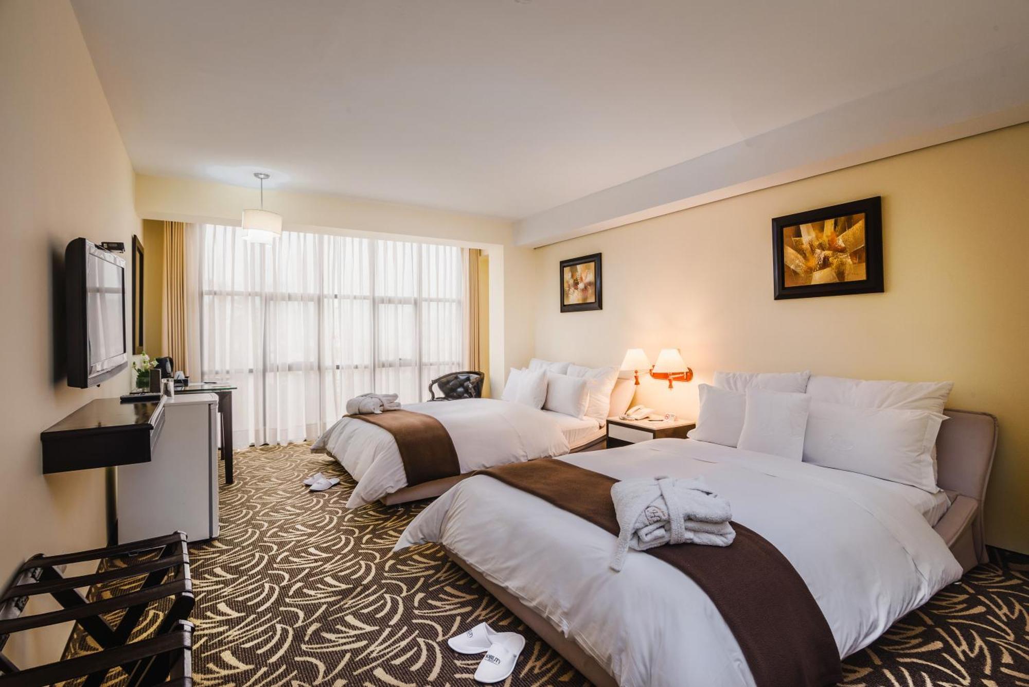Standard Twin Room Two Queen Beds